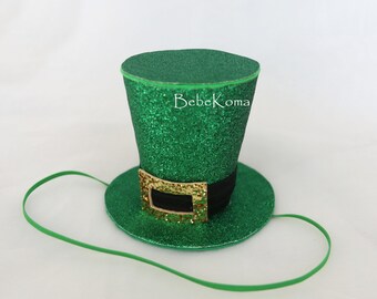 St Patricks Day bow, Shamrock top Hat, Green glitter hat, St. Patrick's Day Mini Top Hat, Green clover hat, St. Patrick's Day Mini Top Hat