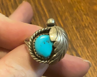 Anillo de plata de ley hecho a mano, turquesa, pluma, talla 6