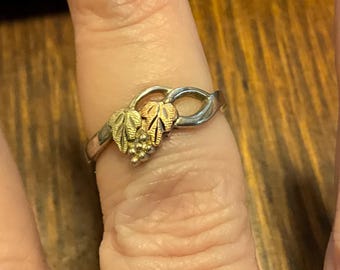 Sterling Silver 10 k Black Hills Style Gold Ring size 6