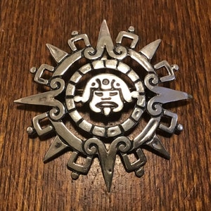 Sterling Aztec calendar pendant/pin