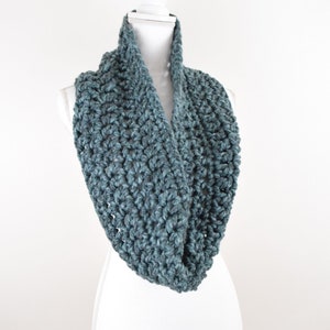 Infinity Scarf / thick crochet shoulder warmer, double wrap winter scarf, teal