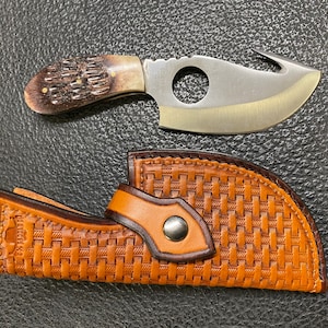 Auf Lager! - Bone Jagdmesser mit handgefertigter Lederscheide / Korbstempel