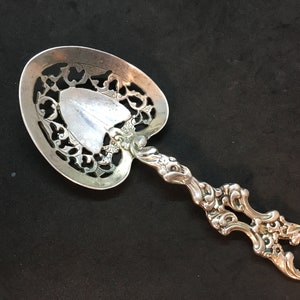 Antique Sterling Silver Serving Spoon Utensil ~ 119 Grams (J1)