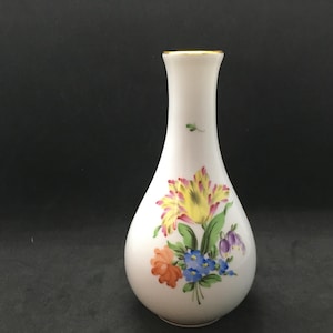 Herend Hand-Painted Floral Design Porcelain Vase ~ Made in Hungary ~ 6 Inches Tall