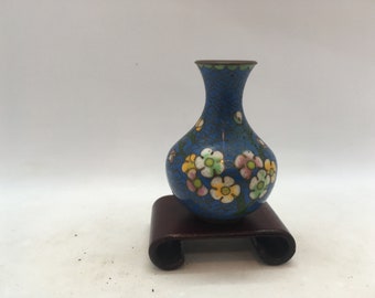 Vintage Miniature Blue Chinese Cloisonne Vase and Wood Stand ~ 2.5" Tall