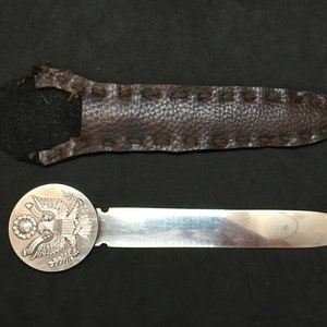 Tagliacarte francese placcato in argento Christofle ~ Sigillo dell'aquila degli Stati Uniti ~ Isole Vergini degli Stati Uniti ~ 8,5 x 2 pollici (L1)