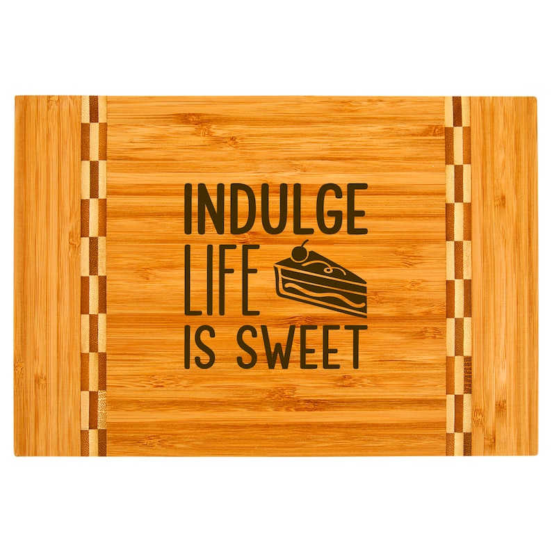 GraphicResults Bamboo Cutting Board