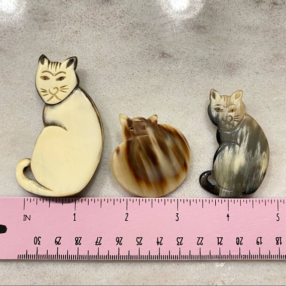 Vintage Hand Carved Celluloid Cat Brooch Pins - image 4