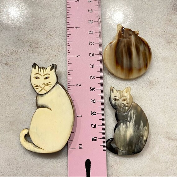 Vintage Hand Carved Celluloid Cat Brooch Pins - image 5