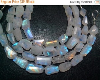 AAA AAA Grade Natural Gemstone Blue Flash Stone 15strand Natural Rainbow Moonstone Leaser Cut Faceted Nuggets Shape Beads 10-15mm