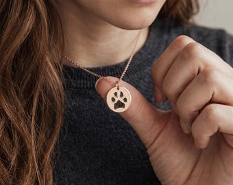 Personalised Pet Paw Print Necklace, Custom Dog Cat actual Paw Necklace, Engraved Paw Jewellery, Pet Memorial Gift, Animal Lover Gift UK