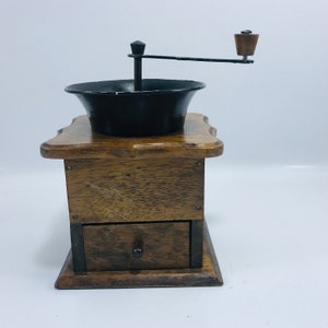 Wood Coffee Grinder, Vintage Coffee Grinder, Hand Coffee Grinder, Coffee Mill, Manual Coffee Grinder, Vintage Kitchen, Country Kitchen