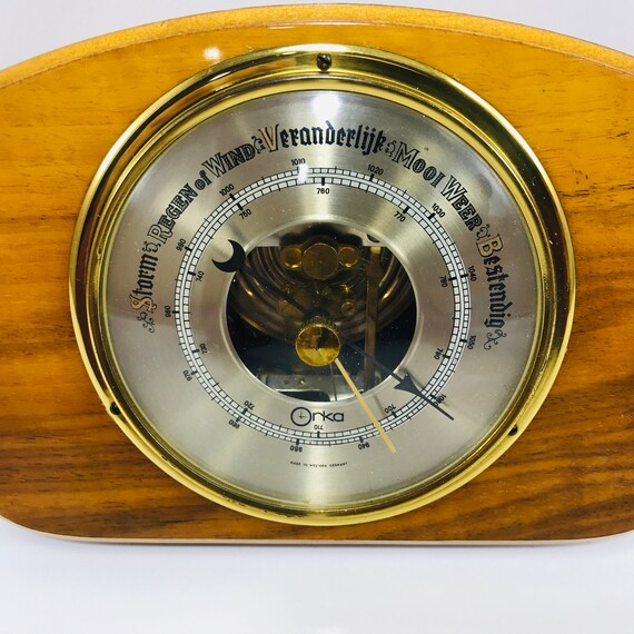 ドイツ 製ヴィンテージ気圧計 木製気圧計 (直径12.5cm)