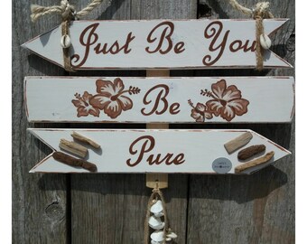 Sold luxury signpost "Pure"