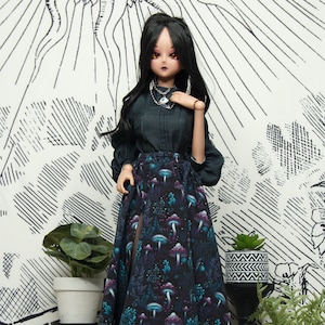 Long Skirt with Slit - casual Smart Doll, DD, and SD16 clothes