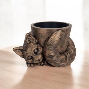 Sleeping Cat Plant Planter - Kitty Decor - Gift for Cat Lovers - Cute Animal Planter - Plant Pot