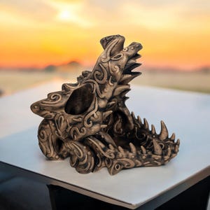 Dragon Skull Dice Tower - Fantasy Decor - Horror Lovers Gift Desk or Wall Mount