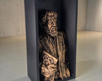 Robert Jordan Book Nook Bookend – Wheel of Time Author Series Shelf Statue