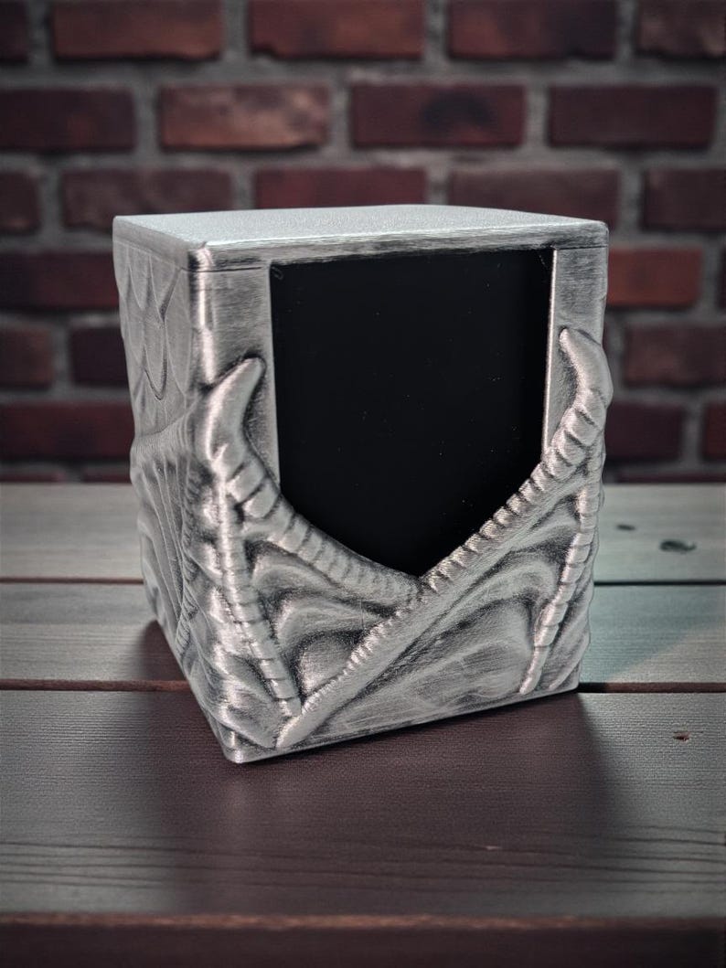 Dragon Wings Card Deck Box: Magnetic MTG Commander Organizer image 5