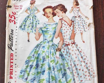 Vintage Simplicity 1555 Sewing Pattern, bust 28"