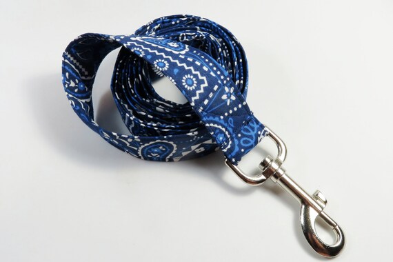Leashes by design top