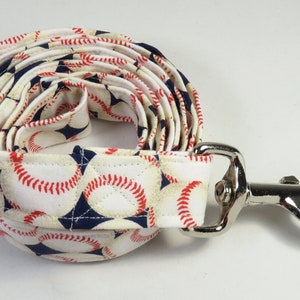 BASEBALL dog leash, fabric leash, beautiful leash, sports ball leash, beautiful leashes