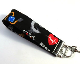 Llavero de tela ENFERMERA, llavero de enfermera, llavero negro, llavero de tela negra, llavero de diseño EKG, regalo para enfermera, llavero negro, pulsera de enfermera