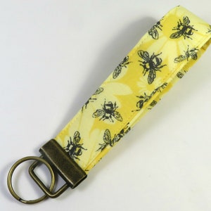 BEE fabric keychain, Humming bee keyfob, Yellow sunflower fabric keychain, Bee keychain, Spring keyfobs image 2