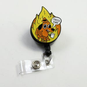 Porte-badge FINE, je vais bien, il s'agit d'un enrouleur de badge fin, porte-badge rétractable, badge fin à beaux points