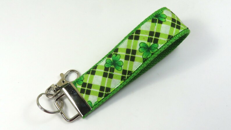Shamrock badge holder Shamrock wristlet Green plaid badge holder St Patricks day keyfob SHAMROCK Fabric keyfob