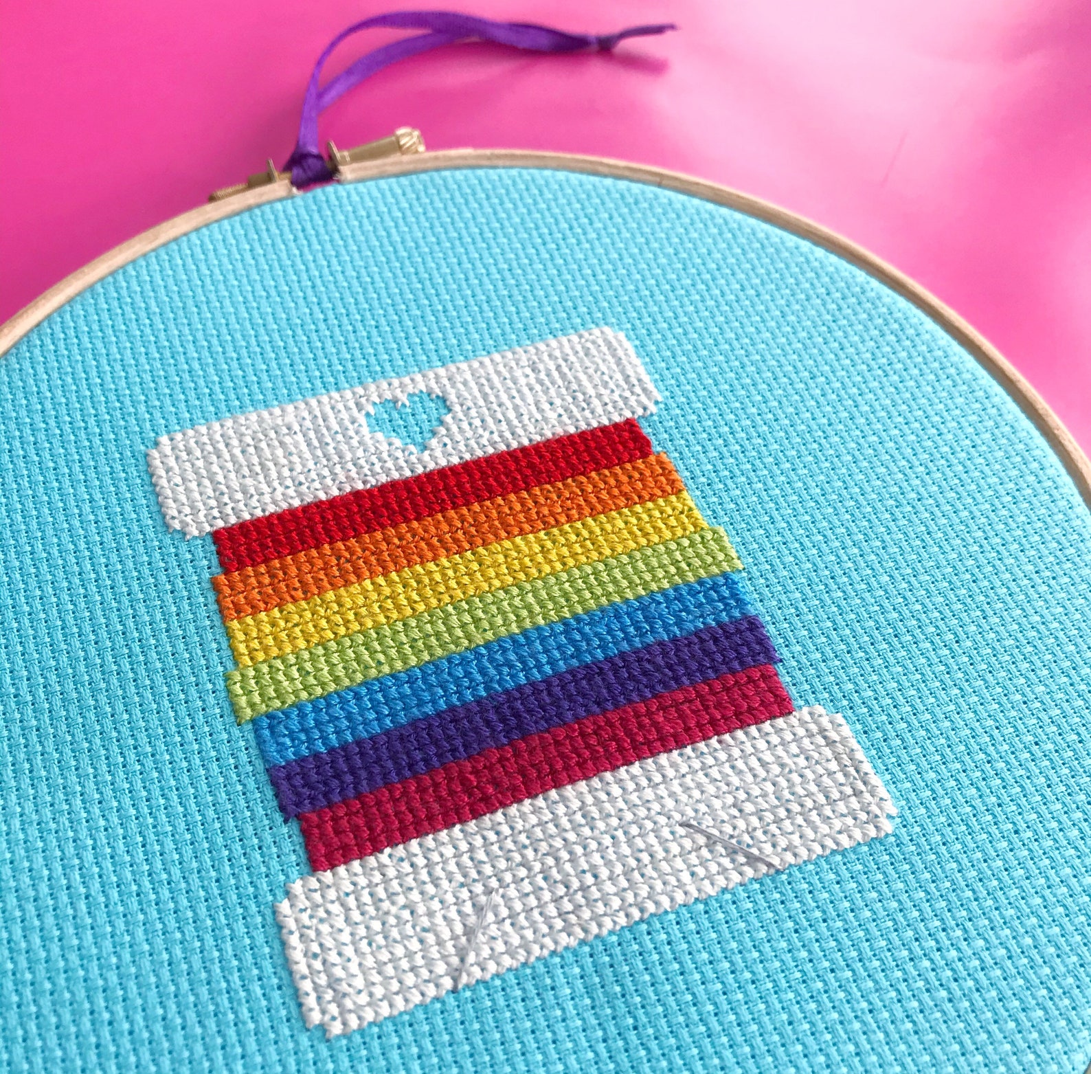 Rainbow Bobbin cross stitch kit diseño de arco iris Etsy