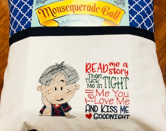 Child's personalized reading pillow, Reading pillow, Book pillow, Pocket Pillow, Gift for Daughter, Gift for grandaughter, Gift for grandson