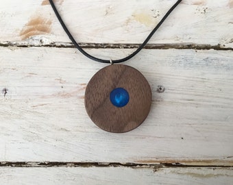 Walnut and resin pendant necklace