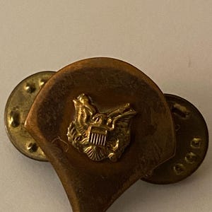 vintage US Army military specialist insignia pin(gH)