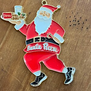 Vintage enamel Santa Christmas ornament (EE)