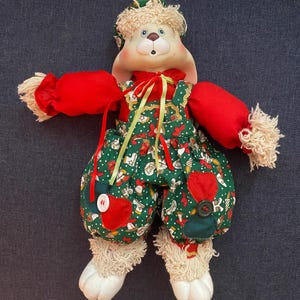 cute vintage 1995 House of Lloyd Christmas bunny (BAA)