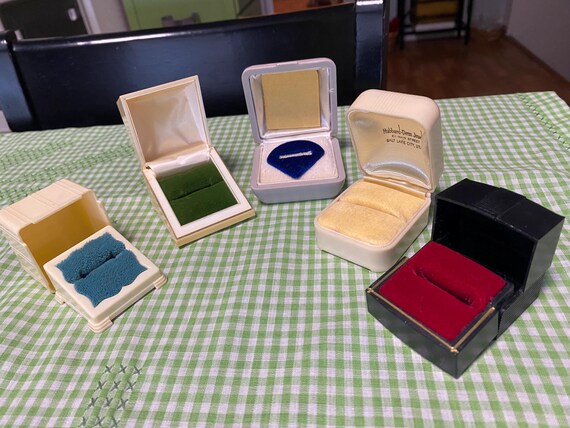 5 vintage presentation ring boxes celluloid plast… - image 2