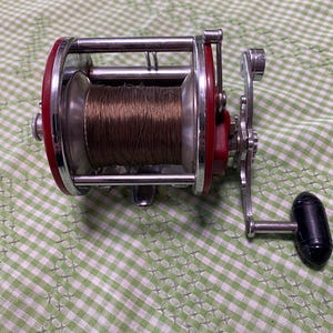 Vintage Penn level wind fishing reel no. 209 (t-2)