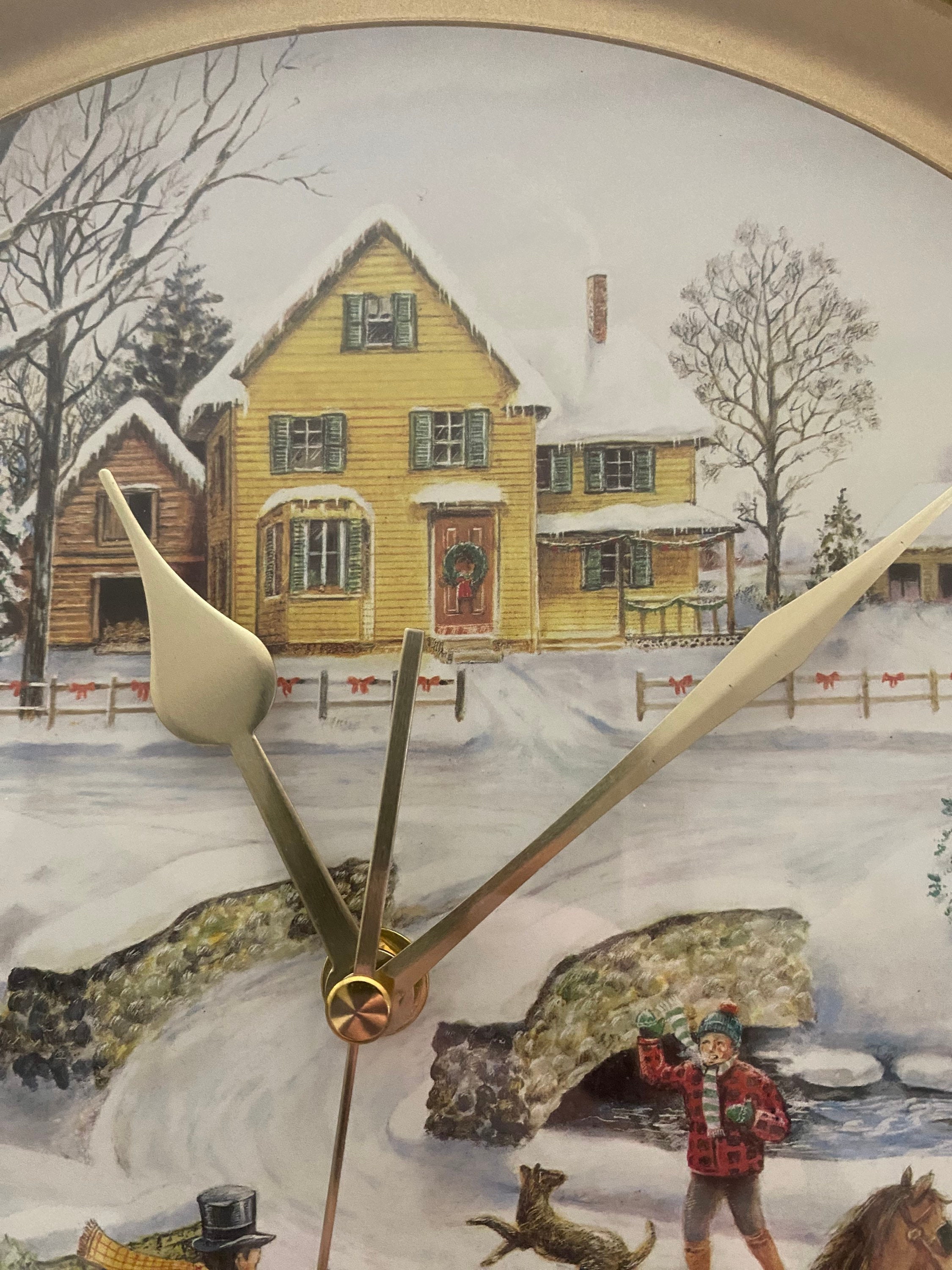 Beautiful Vintage Howard Miller Christmas Clock Etsy