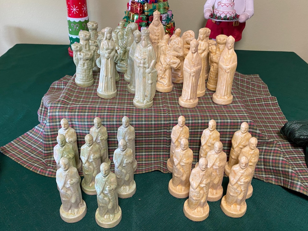 1973 Alberta’s Molds Chalkware/ Ceramic Chess Set (abba) - Etsy