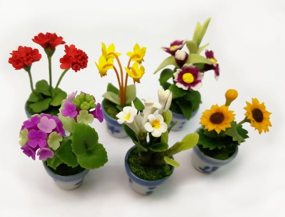 Clay Flower Purple Dianthus Miniature Handmade Plant Dollhouse Accessory 1:12