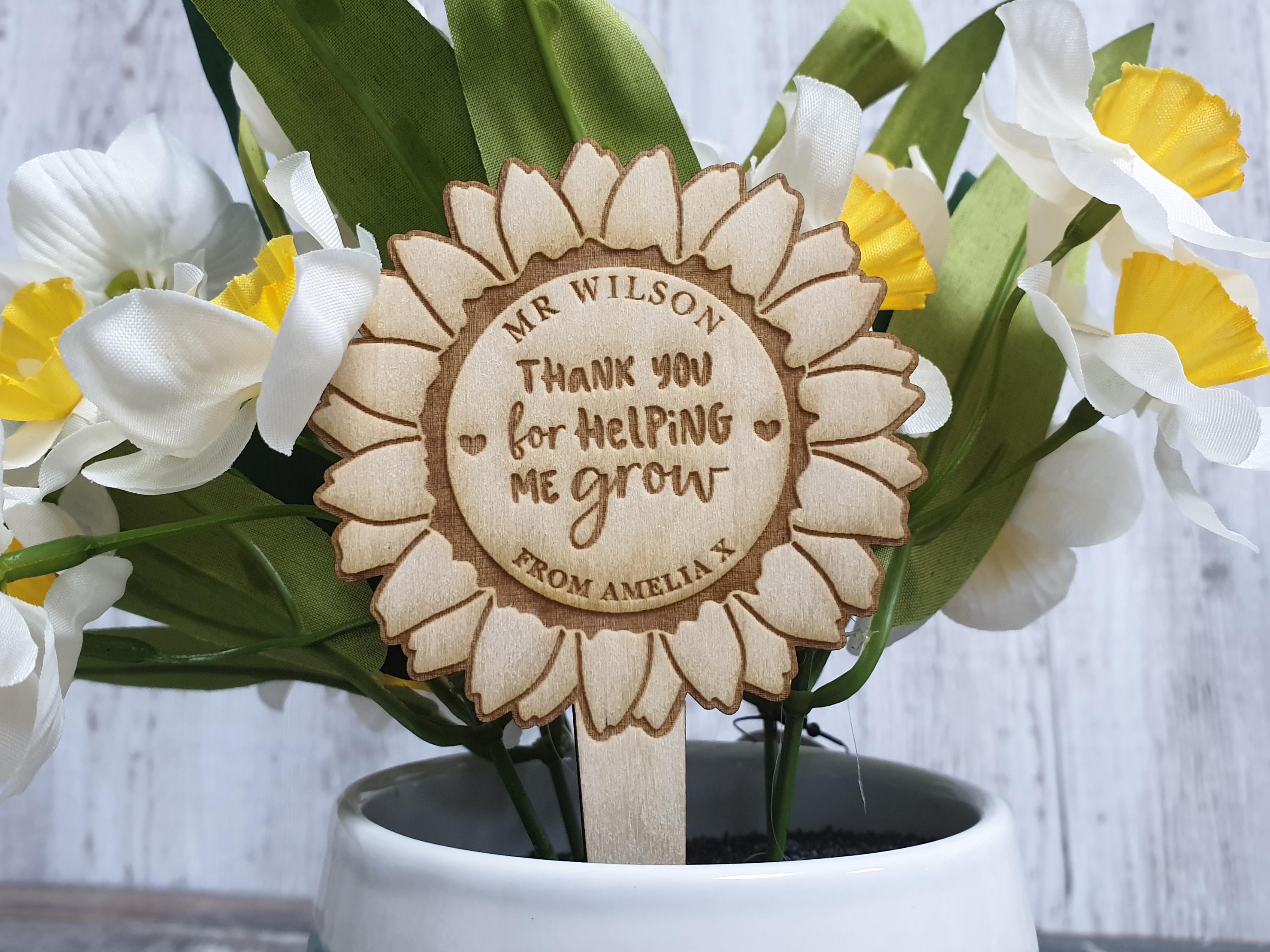 Thank You For Helping Us Grow Banner - Gold Glitter Teacher Appreciation Hanging Decor, Class Of 2025 Graduation Party Sign - View #14