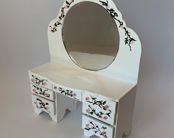 Tocador de casa de muñecas Art Nouveau hecho a mano: tocador miniatura de estilo shabby chic