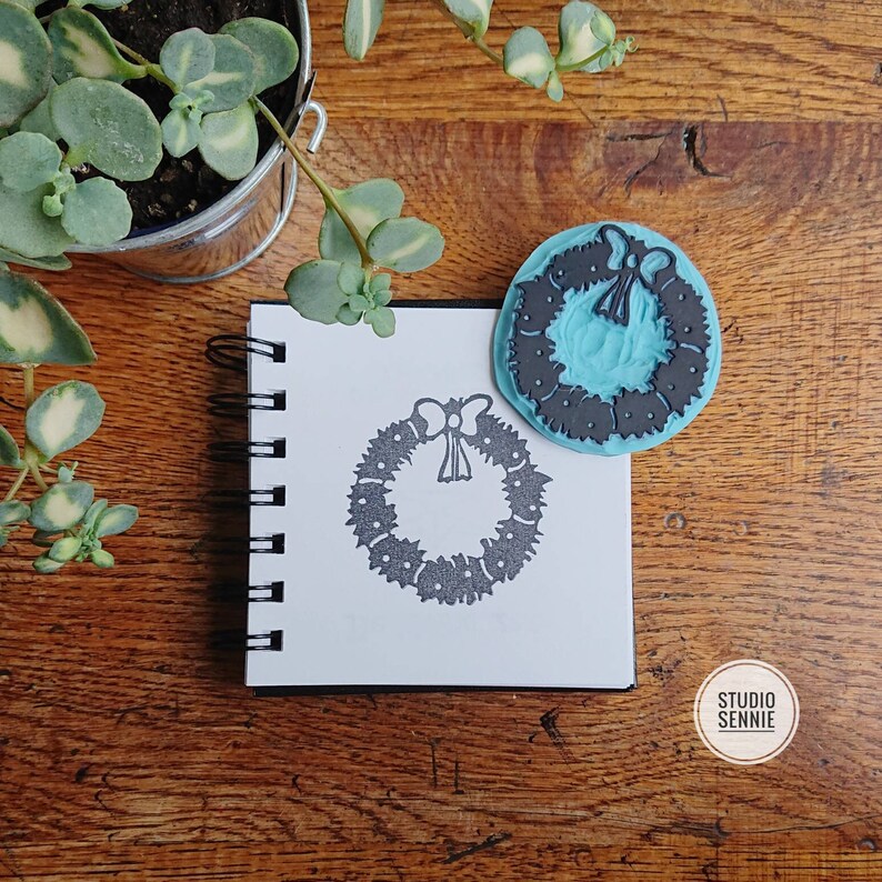 For gift wrapping and Christmas cards. Christmas wreath decoration stamp 2.3 inches Free worldwide shipping 6 by 6 cm