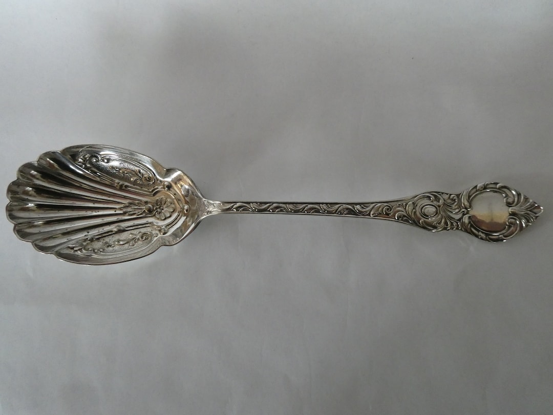 Vintage Hallmarked Silver Plated Shell Shaped Berry Spoon by John ...
