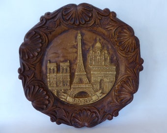 Vintage French Moulded Wall Plate Featuring Scenes of Paris 0720012-1028  No free shipping to USA