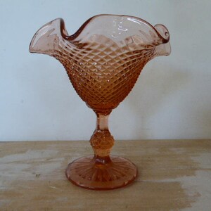 Pink Pressed Glass Pedestal Bowl, Vintage French Glassware,Bonbonnerie 0517013-066
