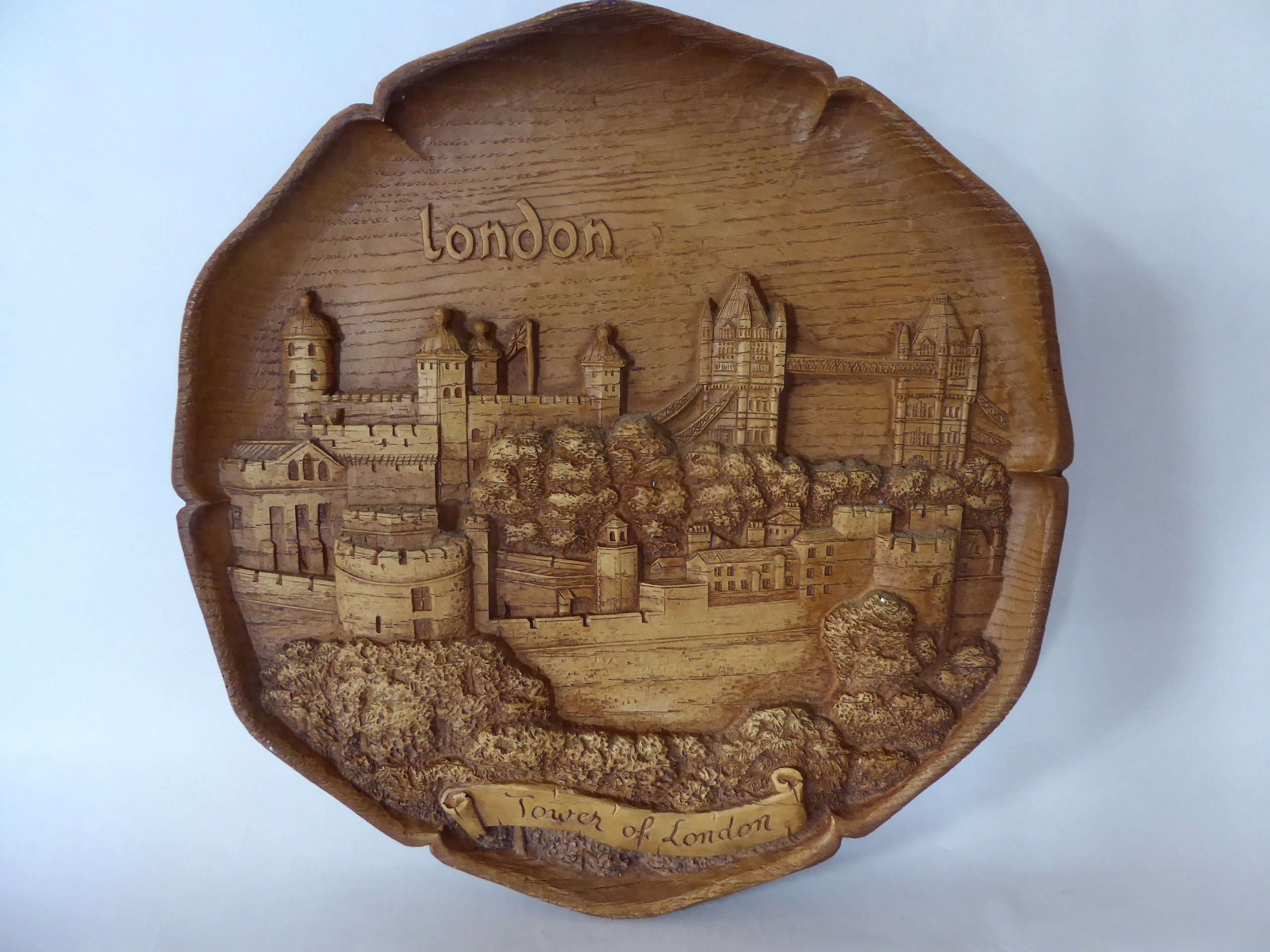 Tour de Londres Plaque Murale Souvenir en Résine Ressemblant Bois Sculpté 1120010-1311