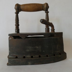Antique French Cast Iron Vented Charcoal Iron with Wooden Handle 0322028-2256  No free shipping to USA