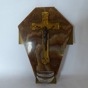 Vintage French Marble and Brass Wall Hanging Benitier Religious Decor Holy Water Font 0421037-1744  No free shipping to USA